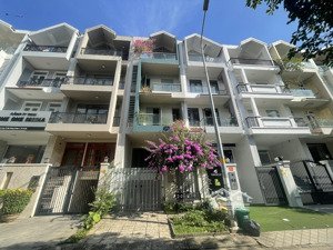 bán nhà phố cao cấp kdc himlam quận 7 bán nhanh: 27 tỷ ( có tl) lh: 