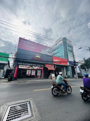 cho thuê mt đỗ xuân hợp q9 gần chợ phước long b dt (9x23) giá 50 tr/ tháng có tl