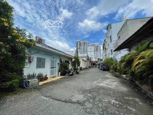 cho thuê kho đường đồng đen quận tân bình