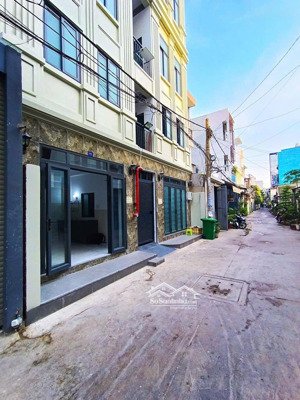 doanh thu 125tr/tháng 6tầng 32p thang máy pccc 8,6x14m nở 10,5m ngay phạm văn chiêu, p14, gò vấp