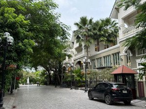 bán biệt thự kim long - kdc ven sông, dt: 10 x 21m (210 m2) xây dựng 3,5 lầu (43 tỷ) lh:0938399441