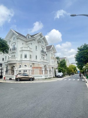 chính chủ gửi bán căn góc 2 mặt tiền cực hiếm đẳng cấp nhất tại city land garden hill