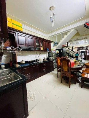 bán nhà gò vấp, mặt tiền đường,kinh doanh đỉnh ,chủ lâu đời cần bán gấp