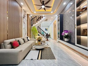 ngay cạnh chợ cô giang, quận 1 cần bán gấp nhà 57,6m2 | 3ty620 đường đề thám, quận 1