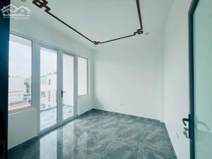 Cực đẹp chỉ hơn 4 tỷ xíu nhà 4 tầng ngay đầu khu phân lô TĐC Vinhomes Sở Dầu