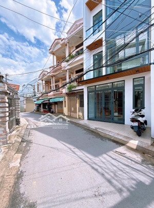 bán nhà mới 2 lầu trục chính hẻm 54 hùng vương lộ ô tô hẻm thông