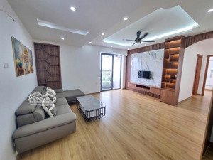 chính chủ cần bán căn 3 ngủ tầng 11, nhà vuông view xịn nội thất đẹp cc thăng long victory.