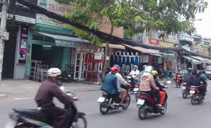 mặt tiền kd-âu cơ-nhà 2 tầng 180m2-giá 30 tỷ