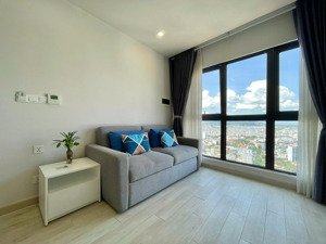 cho thuê căn hộ gold coast nha trang 2 phòng ngủ view biển full nội thất giá tốt 18 triệu/tháng