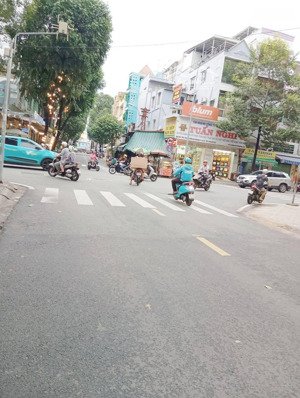 bán mặt tiền kd 6 tầng, dương tử giang, tt quận 5, vị trí siêu tiện ích, nhỉnh 19 tỷ