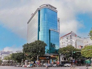bán toà nhà văn phòng mặt phố huế ô góc đại cồ việt 525m2 x 12 tầng , mt 34m , 1 sổ , 1 chủ