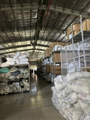 cho thuê xưởng 310tr/th 3100m2 quận 12. có pccc, xe container