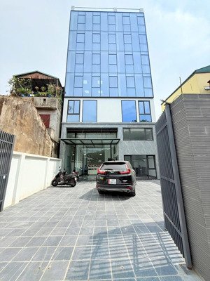 mặt phố đông ngạc toà nhà vp kết hợp căn hộ cho thuê 232m xây 150m thiết kế 8 tầng sân để xe 80m
