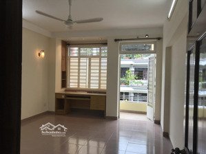 bán nhà mt nội bộ 590 cmt8 5x17 4 tầng ngay công viên lê thị riêng