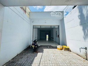 cho thuê mặt bằng kinh doanh đường 30/4 thủ dầu một
- diện tịch :5,2x55 (nhà 5,2 x 25)