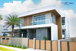golf villas khu vực trung tâm, có tầm view nhìn toàn cảnh độc đáo, đẹp mắt ra vịnh biển phan thiết