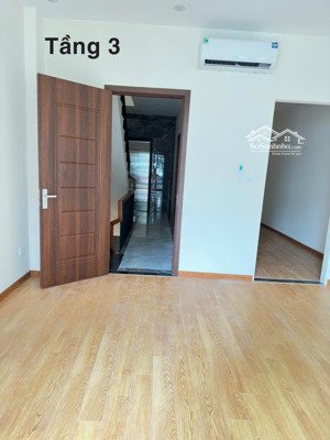 cho thuê tầng tầng 2+3 phố vũ văn cẩn - vạn phúc - hà đông