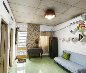 cần bán căn chung cư bàu cát 2, 55m2 giá tốt, đã có sổ hồng. lh: 