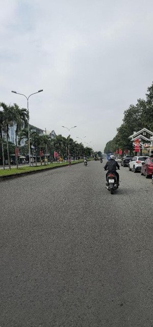 gấp. bán biệt thự giá tốt. p tân phong. q7. 160 m2, 4 tầng. khu vip gần phú mỹ hưng, giá 27 ty.