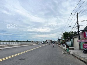 cho thuê mặt bằng đường tầm vu view đẹp ngang 9m diện tích gần 200m