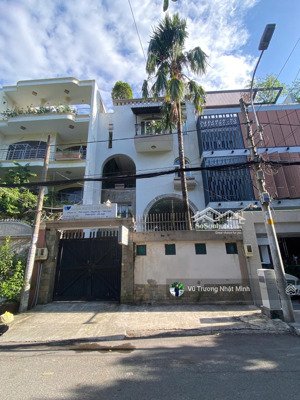 biệt thự cư xá bắc hải, mt trường sơn, quận 10. 150m2 (7.5 x 20m), hầm 5 tầng. giá bán 42 tỷ