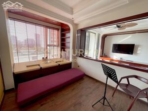 Cho thuê Midtown M8 3PN, view hồ bơi, 130m2, giá 2400/tháng, nhà full nội thất cao cấp