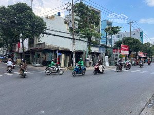 bán nhà mặt tiền đường bình long, diện tích 8mx50m, xây 1 tầng, sổ hồng đủ đường kinh doanh sầm uất