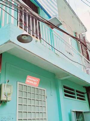 cho thuê nhà nhỏ nguyên căn: 235/62/7 nam kỳ khởi nghĩa, q3 (4.5 triệu/tháng)