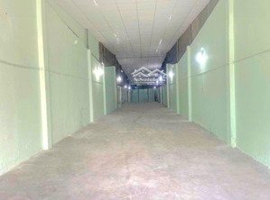 cho thuê kho xưởng 4,8m x 44m, trống suốt, điện 3pha, xe container, giá 16tr