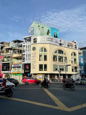 siêu phẩm 4 tầng mặt tiền trần hưng đạo, p cầu kho q1. dt 4,2x20. giá 40 tỷ hdt 95tr