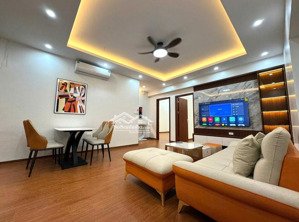 chị gái nhờ bán căn lô góc chung cư 17t11 nguyễn thị định - khu trung hòa - nhân chính- 96m2 - 7 tỷ