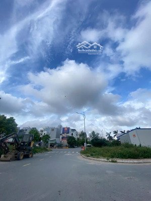 tái định cư cây đa giá đầu tư tại thời điểm này.