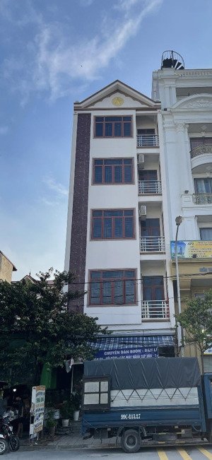 bán nhà riêng, mặt đường tỉnh lộ 276, 5 tầng, thang máy tiện nghi, nội thất đầy đủ