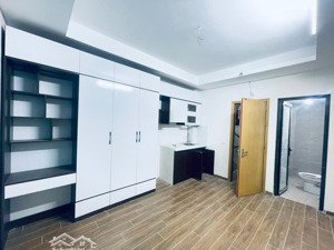 bán tòa nhà 6 tầng xuân phương , nam từ liêm full nội thất, thang máy hiện đại, ô tô đỗ cửa