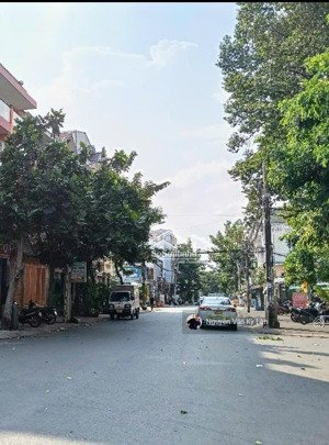 biệt thự đẳng cấpthiết kế hiện đại! ngang 6m dài 20m đường tạ quang bửu quận 8 chỉ 23,99 tỷ tl