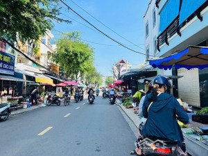 bán nhà mặt tiền rộng 7m kinh doanh sầm uất 3 tầng đường số 18, phước bình, thủ đức