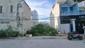 đất 1368 lê văn lương, 8x22 giá 50 tr/m2 sổ hồng, sang tên ngay