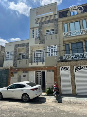 bán nhà 2 căn liền kề đường 835, phú hữu, tp. thủ đức dt 180m² giá tốt gần chợ & cao tốc