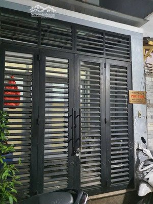 212/11/18 nguyễn thiện thuật, phường 3, quận 3 - cách hẻm ô tô 30m.