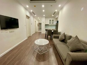 bán căn 2 ngủ, 2wc, 60m2 sunshine riverside, sát vườn treo, nhà vuông vắn. giá 5.x tỷ. 