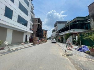 bán đất tặng nhà nhỉnh 13 tỷ, tđc thượng thanh, lô góc vỉa hè 2 bên, 3 ô tô tránh, kinh doanh đỉnh