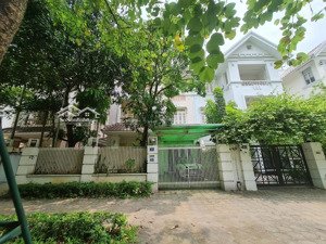 siêu phẩm biệt thự ciputra khu đăng cấp,230m,giá 65 tỷ.giá đầu tư tốt nhất thị trường.lh 