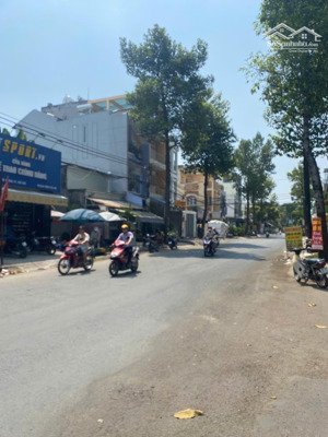 lô góc 2mt đường b dt 97,3m2 ngang 5m thích hợp xây khách sạn văn phòng nhà phố giá 13,9t