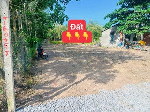 ngộp nặng ngang 5,2m x 30m full thổ 420triệu trường tiểu học cây da hiệp thạnh