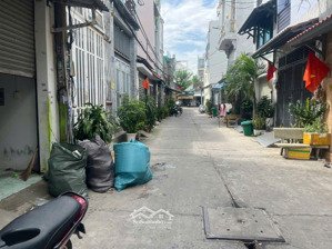cho thuê kho xưởng 8x18m, gác suốt, điện 3pha, hẻm tải lớn 2 mặt tiền giá 16tr