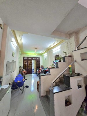 nhà 2 tầng hẻm ô tô ngay phước bình kế bên global city 73m (4x18) vuông a4 chỉ 5.2 tỷ!