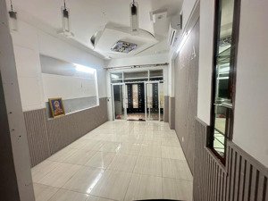 chính chủ - 308/9 tân sơn nhì - 4x18 - 3 lầu - 4pn - 5wc - 1p xông hơi - giá tốt