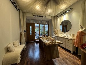 cho thuê nhà mặt tiền đường 40 khu tân quy đông,