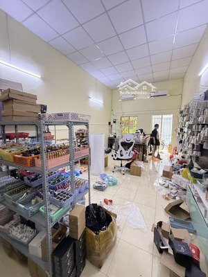 bán nhà cách mạng tháng 8 - tân bình - 64m2 - sổ a4 chuẩn - 6.2 tỷ tl