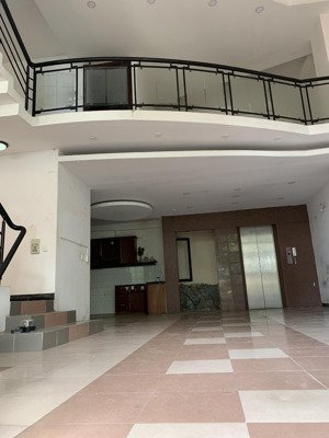 bán nhà mặt phố 8x17 cn 136m2, đúc 1t1l3lầu, giá 19,5 tỷ